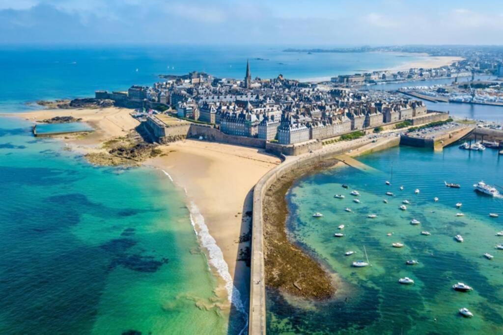 Ferienwohnung Le Plongeoir De Bon-Secours Saint-Malo Exterior foto